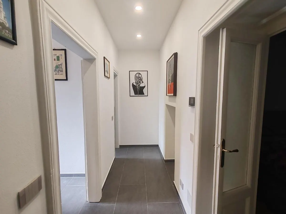 Apartment Appartamenti Lungo Fiume Sesto Calende Italy